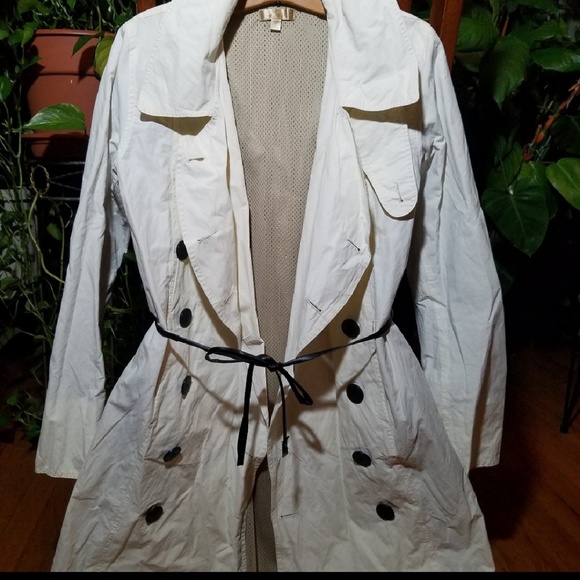 Wilson Trench Coat Off White Size Medium - Picture 2 of 7